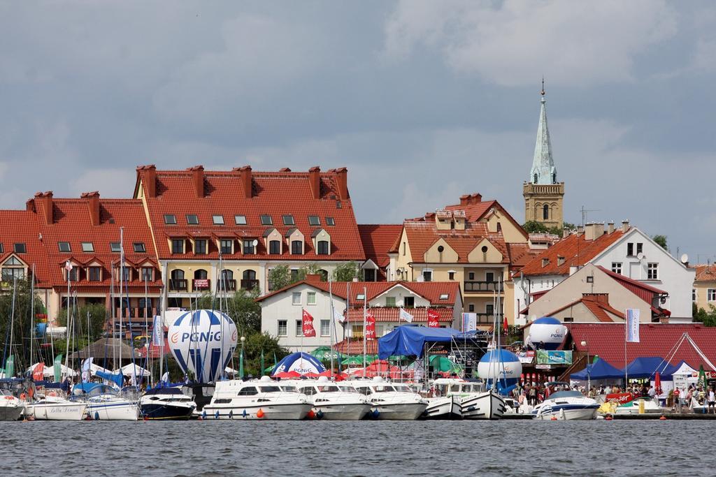 Apartamenty Portowe Mikołajki Exterior foto